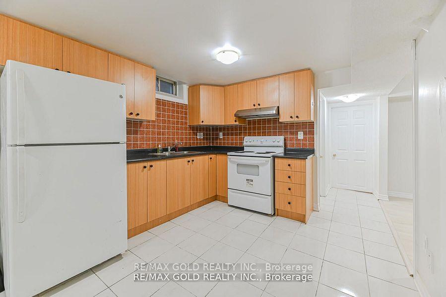 Photo 34 of 102 Sunny Meadow Boulevard, Brampton, Sandringham-Wellington — HOMEH