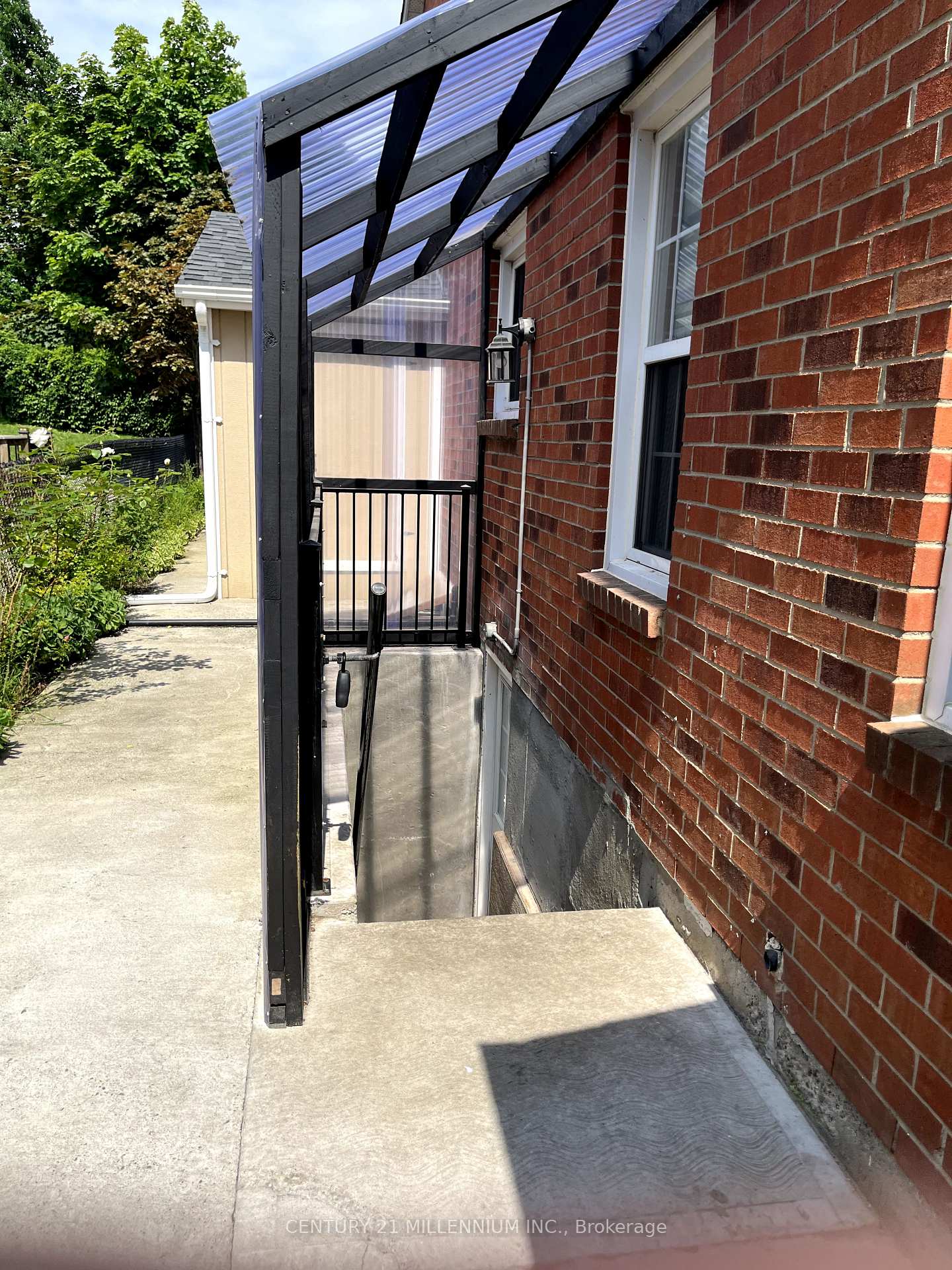 Photo 27 of 8 Newport Street, Brampton, Westgate — HOMEH