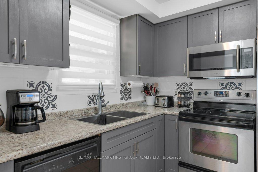 Photo 24 of 124 Glendale Road, Belleville, Belleville Ward — HOMEH