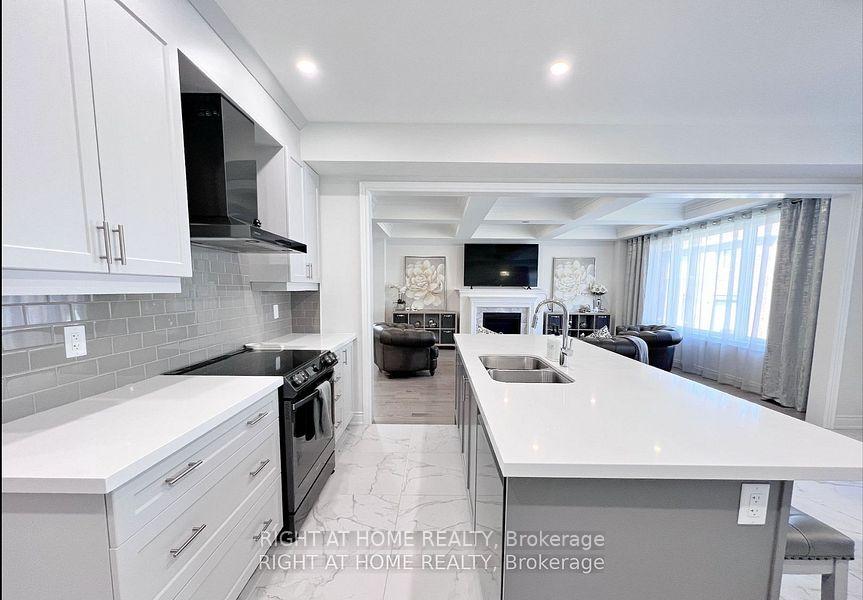 Photo 11 of 16 Valleybrook Road S, Barrie, Rural Barrie Southeast — HOMEH