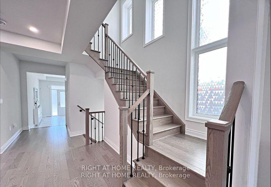 Photo 15 of 16 Valleybrook Road S, Barrie, Rural Barrie Southeast — HOMEH