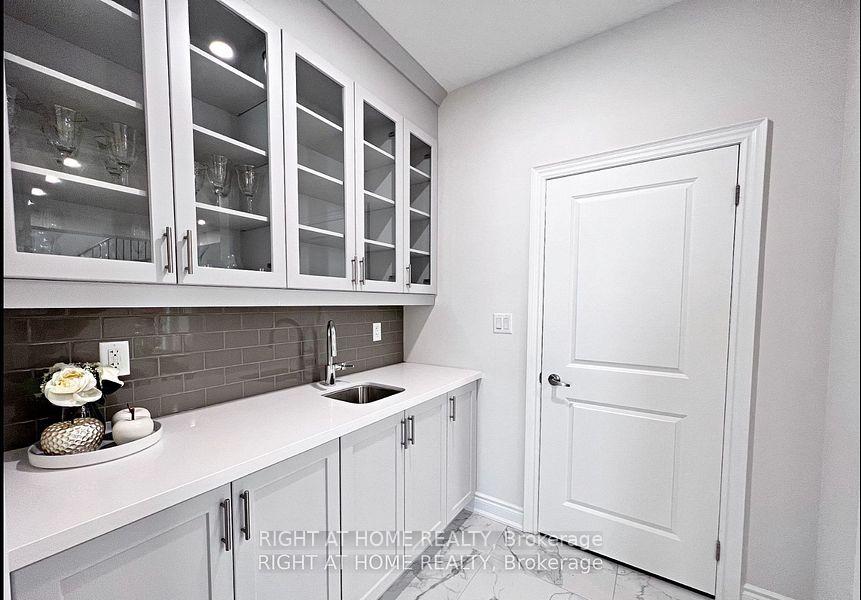 Photo 31 of 16 Valleybrook Road S, Barrie, Rural Barrie Southeast — HOMEH