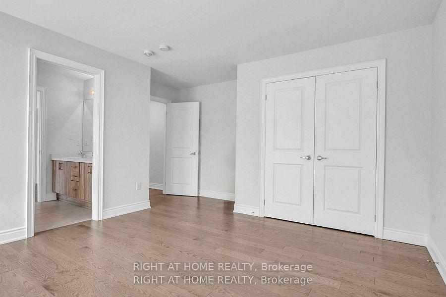 Photo 18 of 16 Valleybrook Road S, Barrie, Rural Barrie Southeast — HOMEH