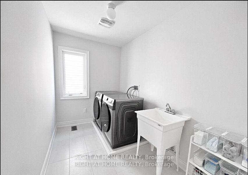 Photo 26 of 16 Valleybrook Road S, Barrie, Rural Barrie Southeast — HOMEH