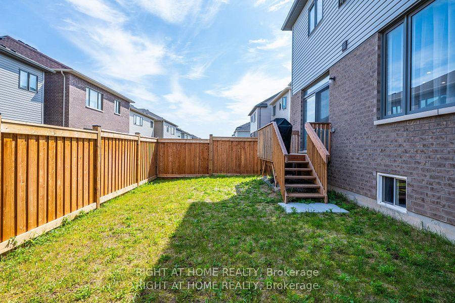Photo 27 of 16 Valleybrook Road S, Barrie, Rural Barrie Southeast — HOMEH