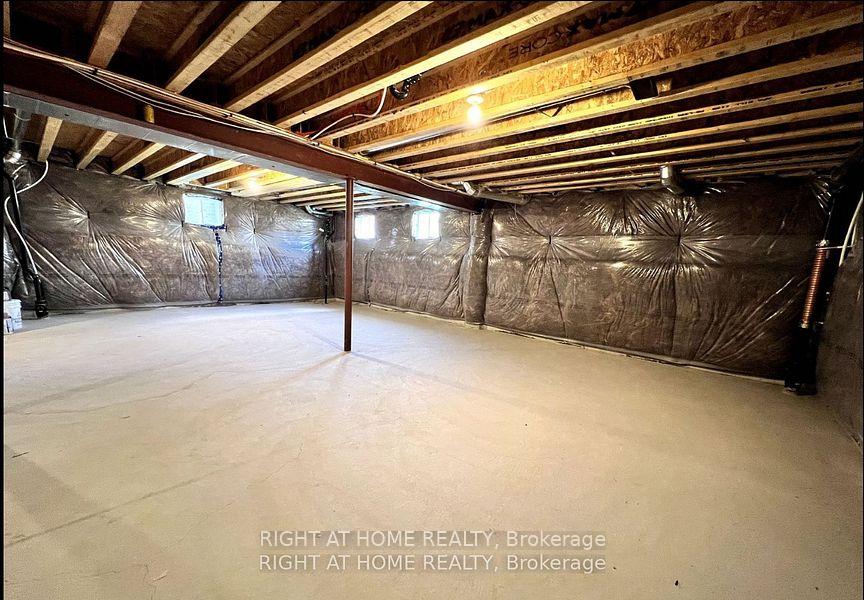 Photo 30 of 16 Valleybrook Road S, Barrie, Rural Barrie Southeast — HOMEH