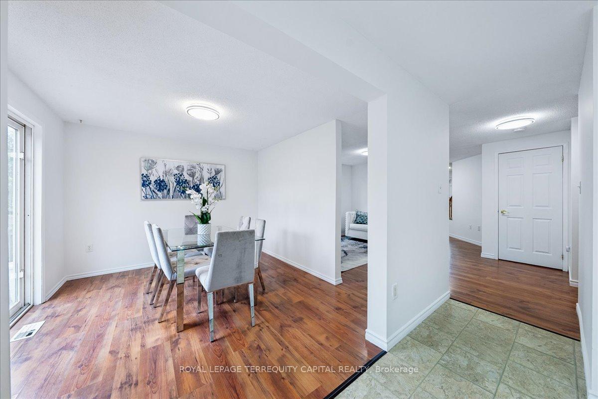 Photo 14 of 43 Willow Drive, Barrie, Holly — HOMEH