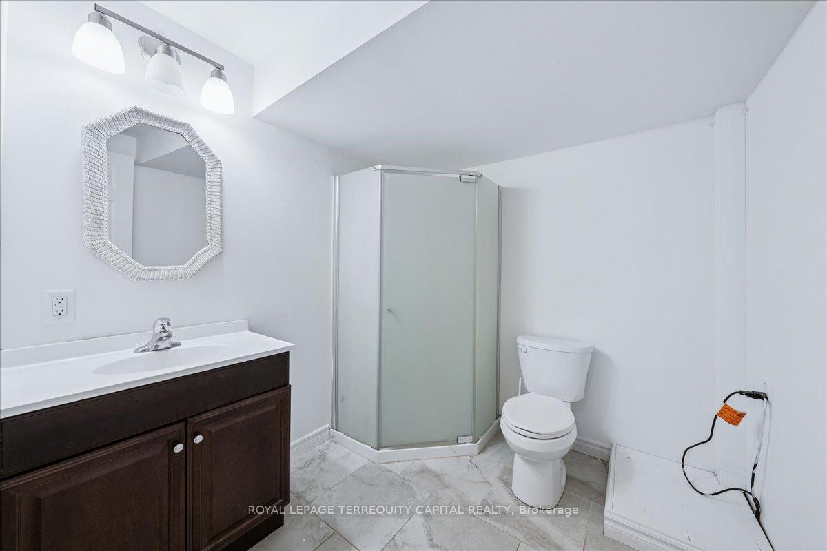 Photo 27 of 43 Willow Drive, Barrie, Holly — HOMEH