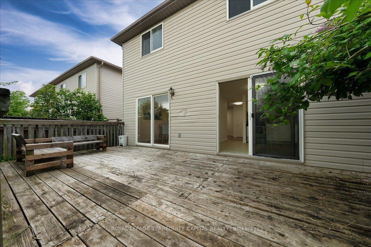 Photo 42 of 43 Willow Drive, Barrie, Holly — HOMEH