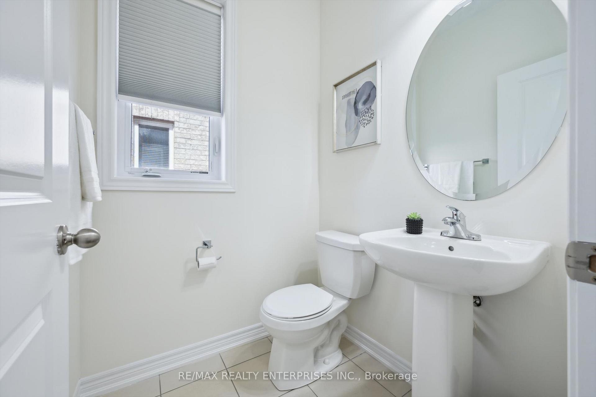Photo 13 of 46 Benhurst Crescent, Brampton, Northwest Brampton — HOMEH
