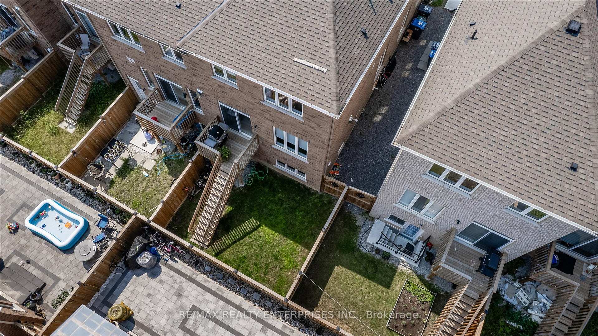 Photo 31 of 46 Benhurst Crescent, Brampton, Northwest Brampton — HOMEH