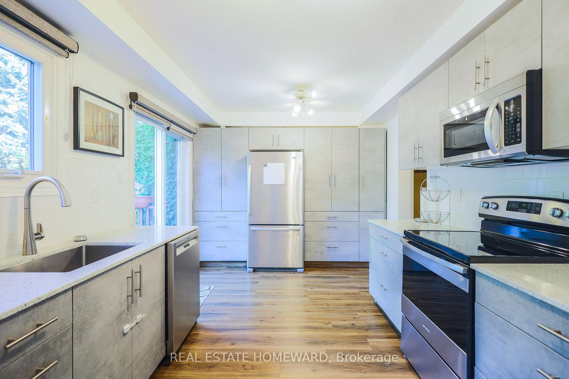 Photo 12 of 48 Old Colony Drive, Whitby, Pringle Creek — HOMEH