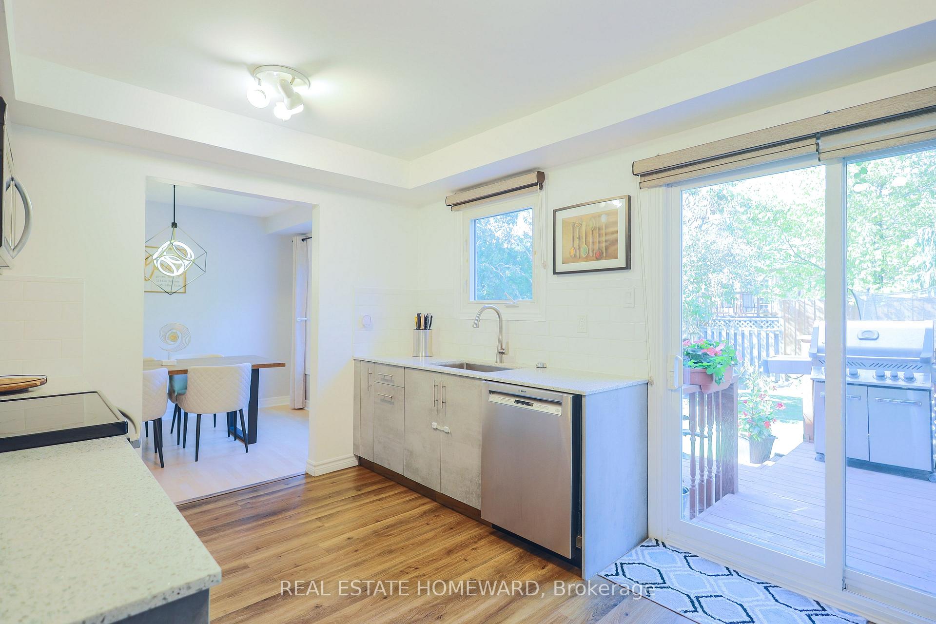 Photo 14 of 48 Old Colony Drive, Whitby, Pringle Creek — HOMEH