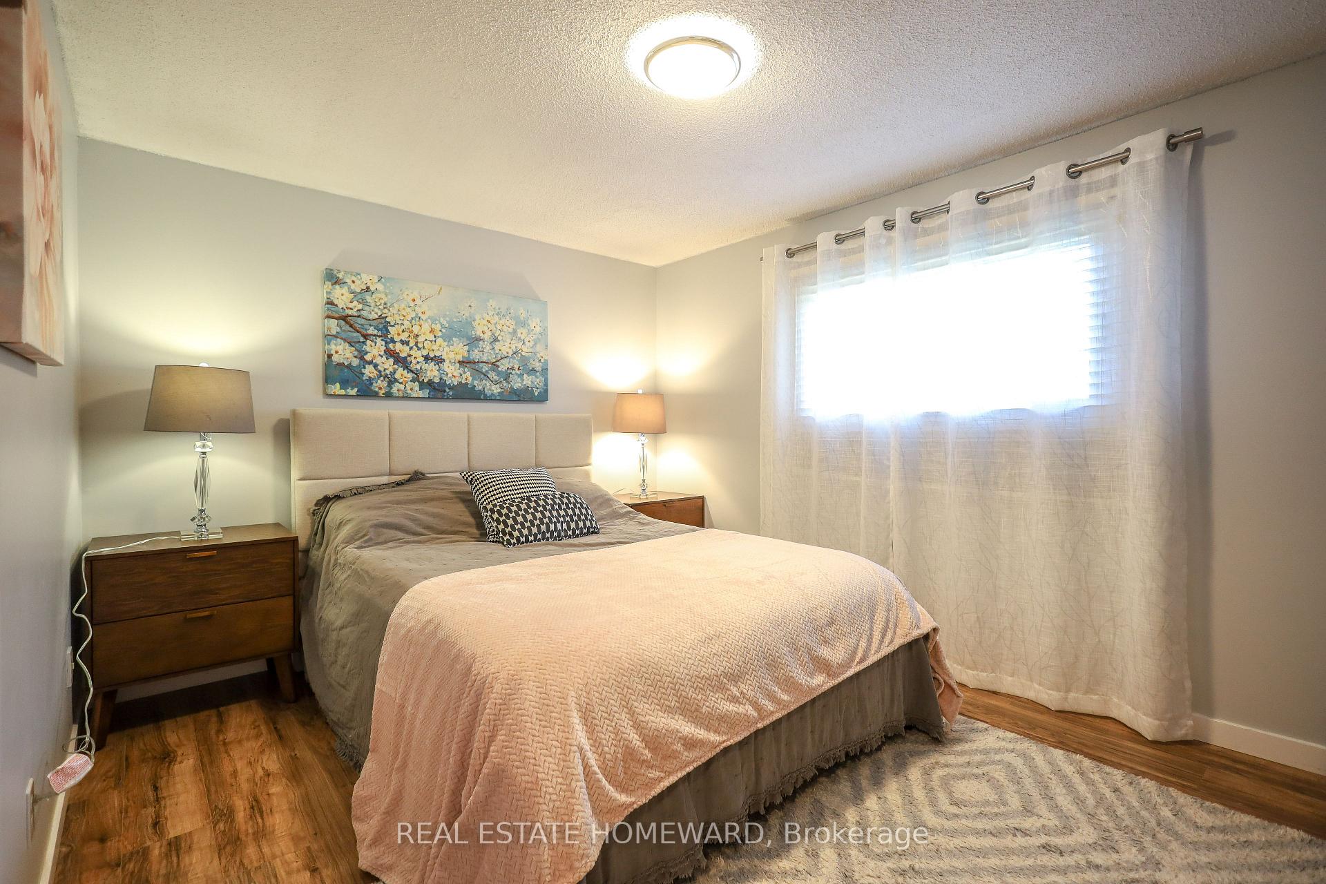 Photo 9 of 48 Old Colony Drive, Whitby, Pringle Creek — HOMEH