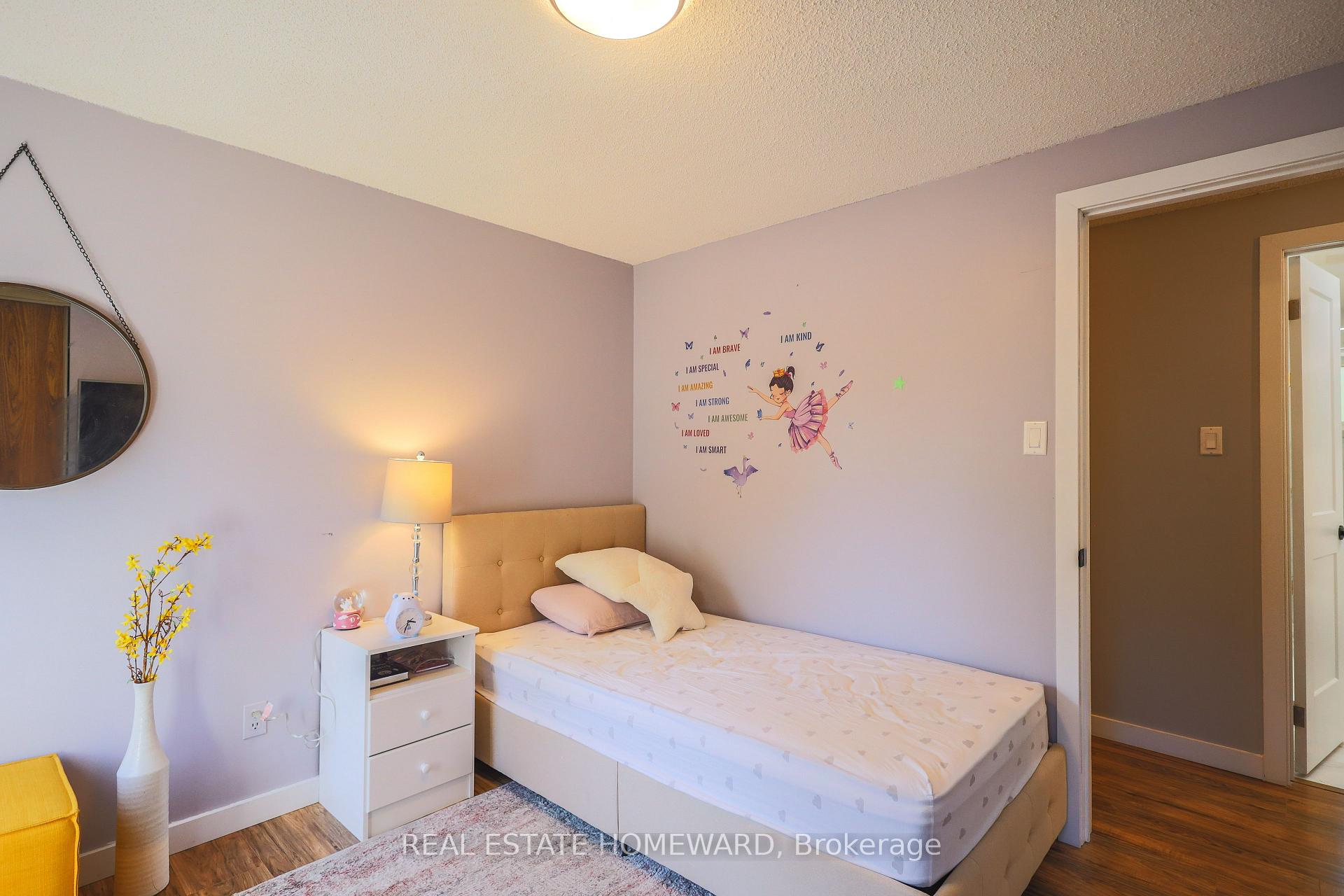 Photo 11 of 48 Old Colony Drive, Whitby, Pringle Creek — HOMEH