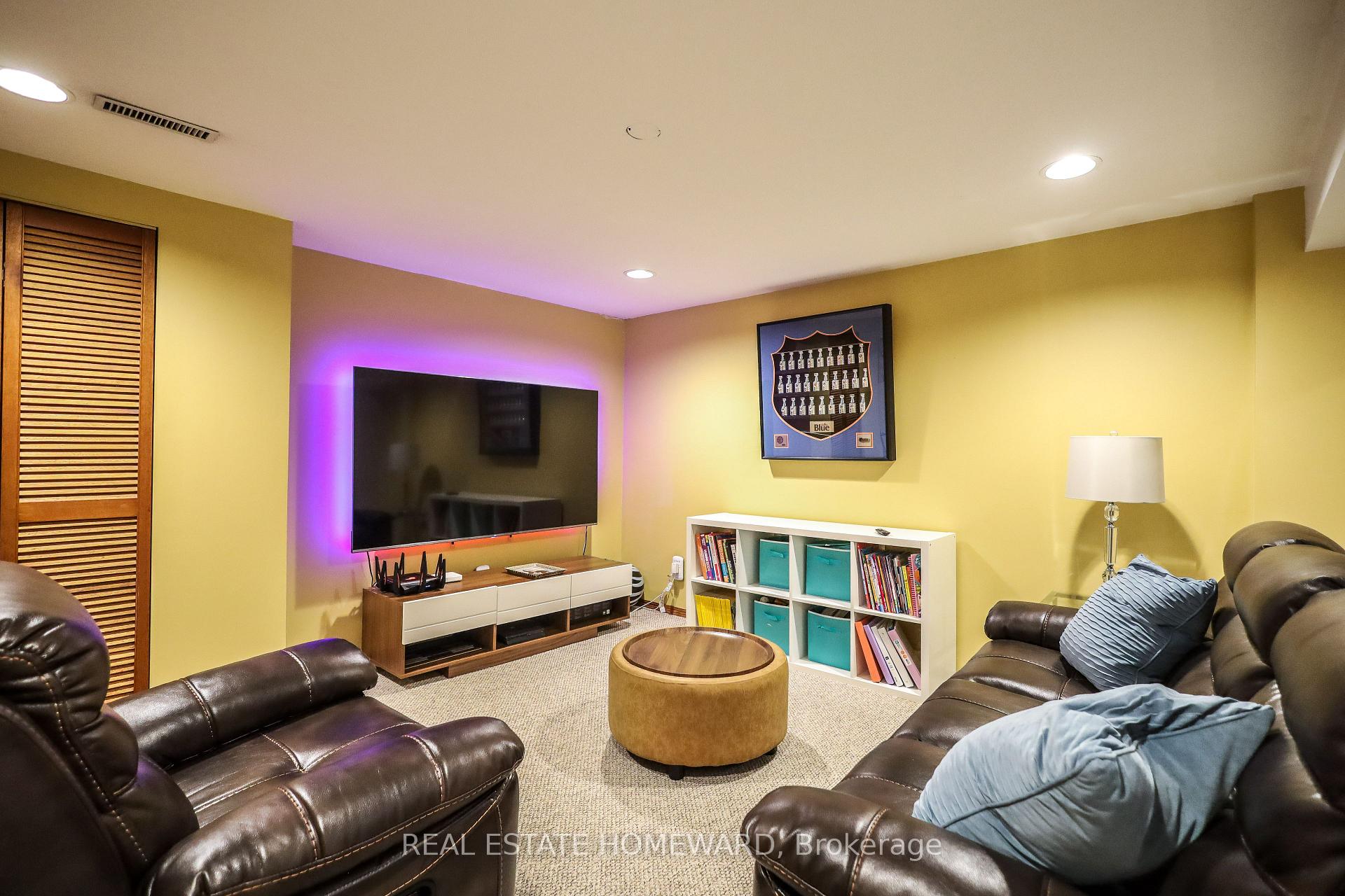 Photo 16 of 48 Old Colony Drive, Whitby, Pringle Creek — HOMEH