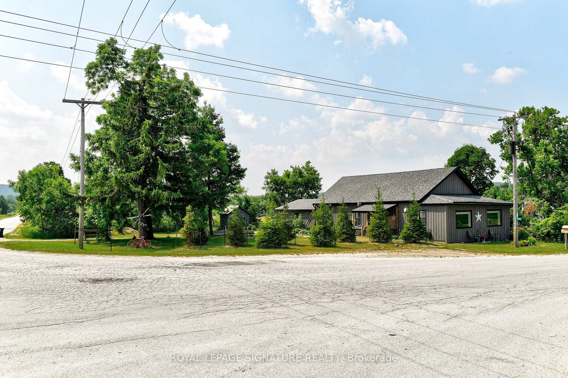 Photo 18 of 7747 15/16 Side Road, Clearview, Rural Clearview — HOMEH