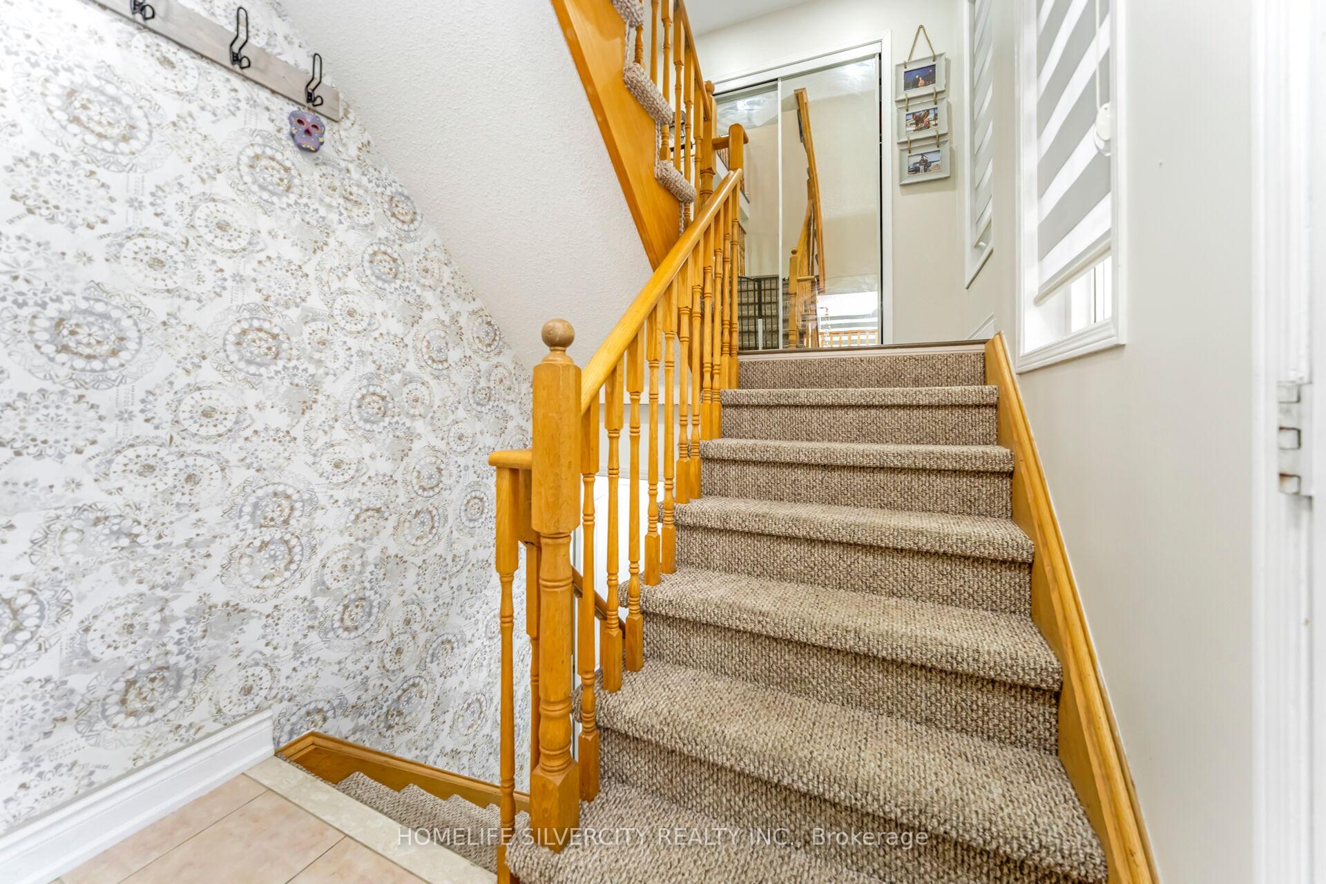 Photo 8 of 91 Bernard Avenue, Brampton, Fletcher's Creek South — HOMEH