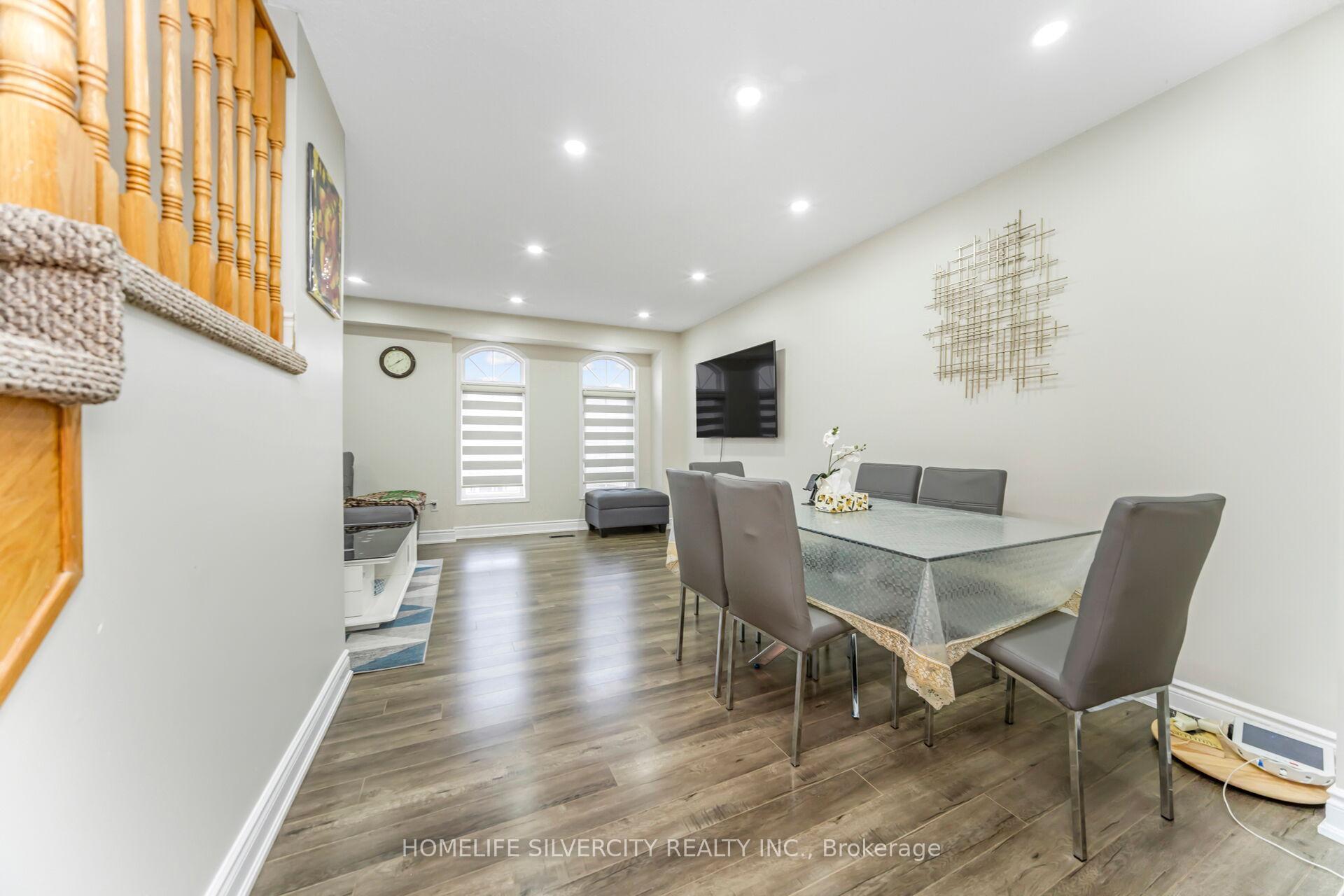 Photo 4 of 91 Bernard Avenue, Brampton, Fletcher's Creek South — HOMEH