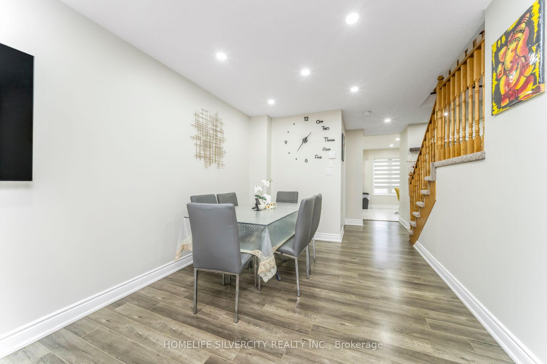 Photo 5 of 91 Bernard Avenue, Brampton, Fletcher's Creek South — HOMEH