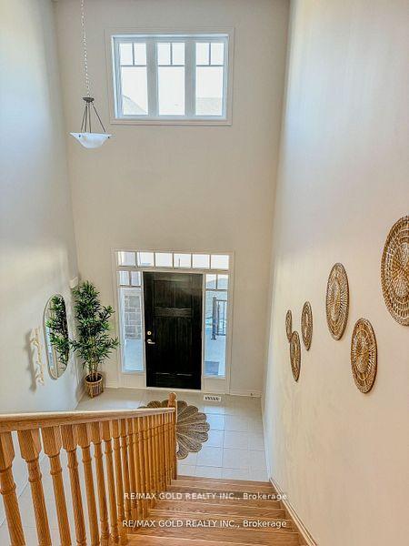 Photo 15 of 176 Plewes Drive, Collingwood — HOMEH