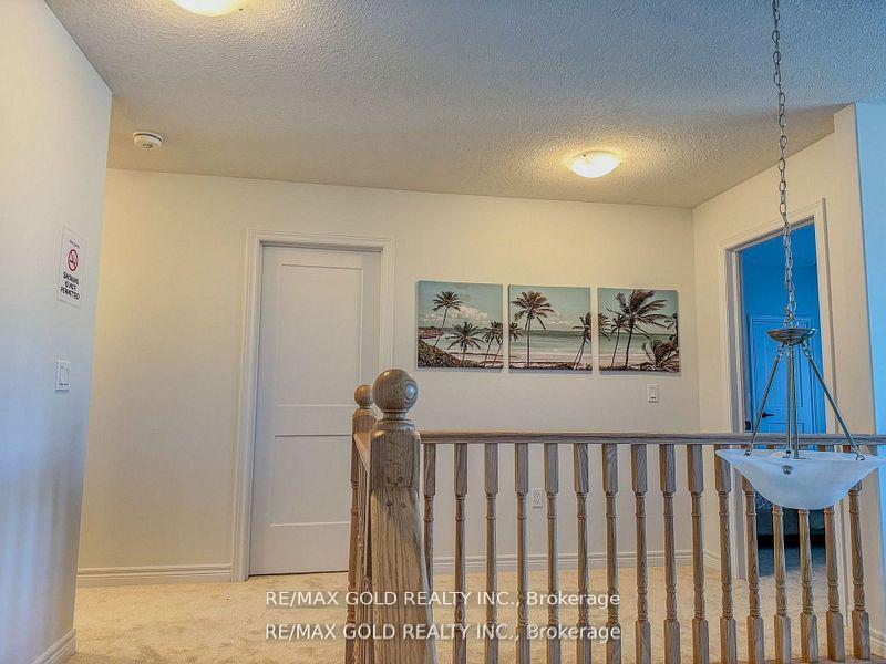 Photo 18 of 176 Plewes Drive, Collingwood — HOMEH