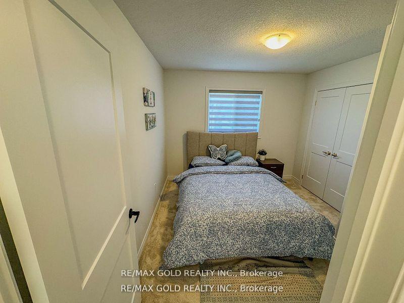 Photo 20 of 176 Plewes Drive, Collingwood — HOMEH