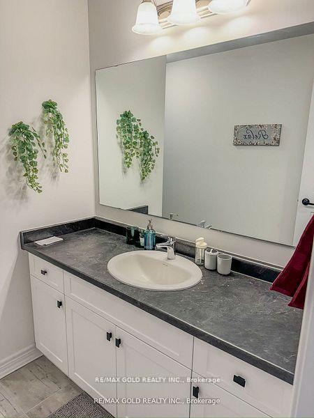 Photo 27 of 176 Plewes Drive, Collingwood — HOMEH