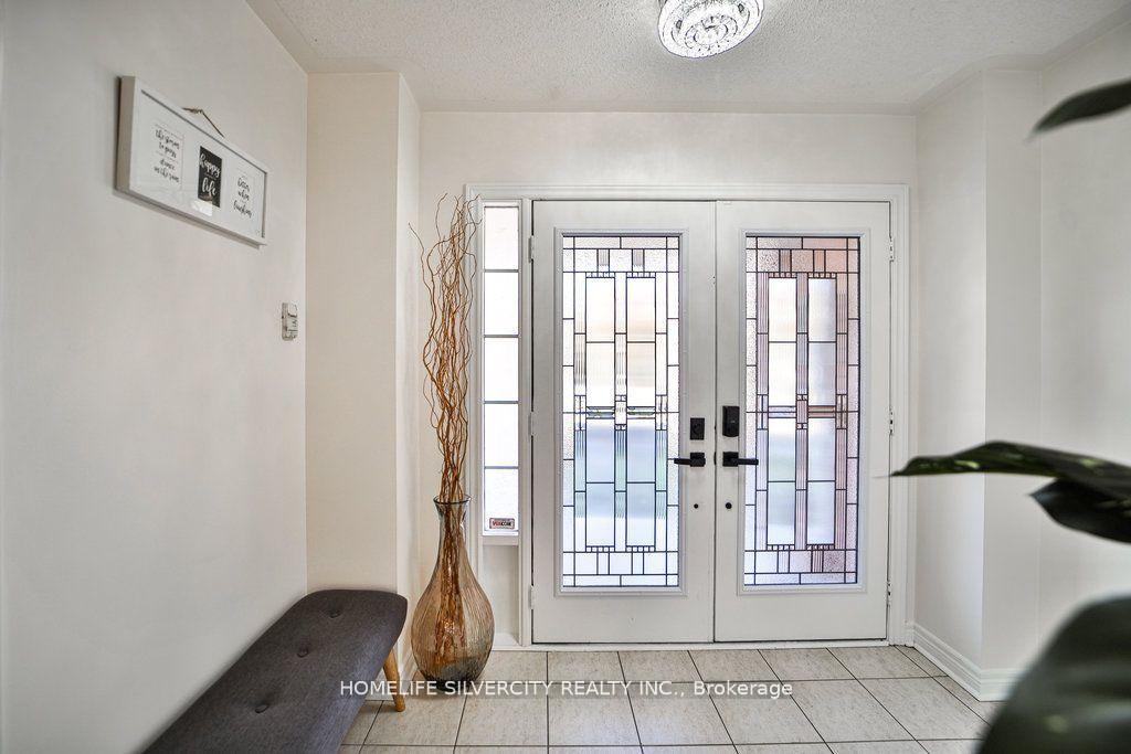 Photo 6 of 55 Samantha Crescent, Brampton, Sandringham-Wellington — HOMEH