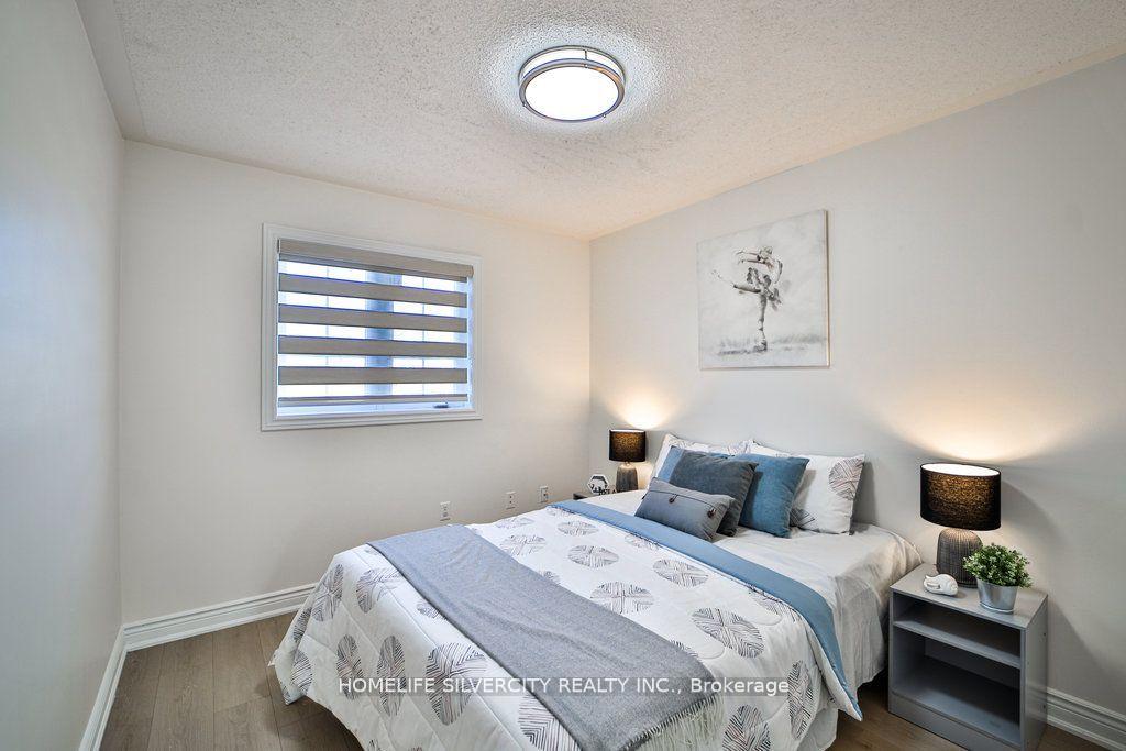 Photo 27 of 55 Samantha Crescent, Brampton, Sandringham-Wellington — HOMEH