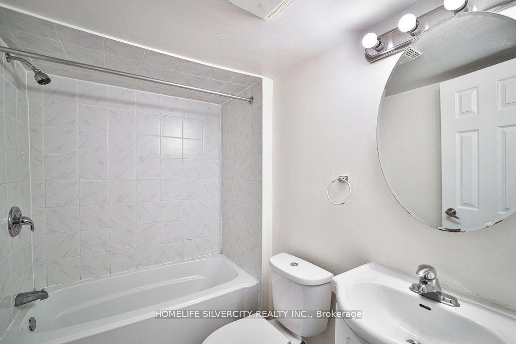 Photo 34 of 55 Samantha Crescent, Brampton, Sandringham-Wellington — HOMEH