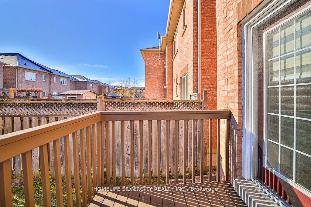 Photo 38 of 55 Samantha Crescent, Brampton, Sandringham-Wellington — HOMEH