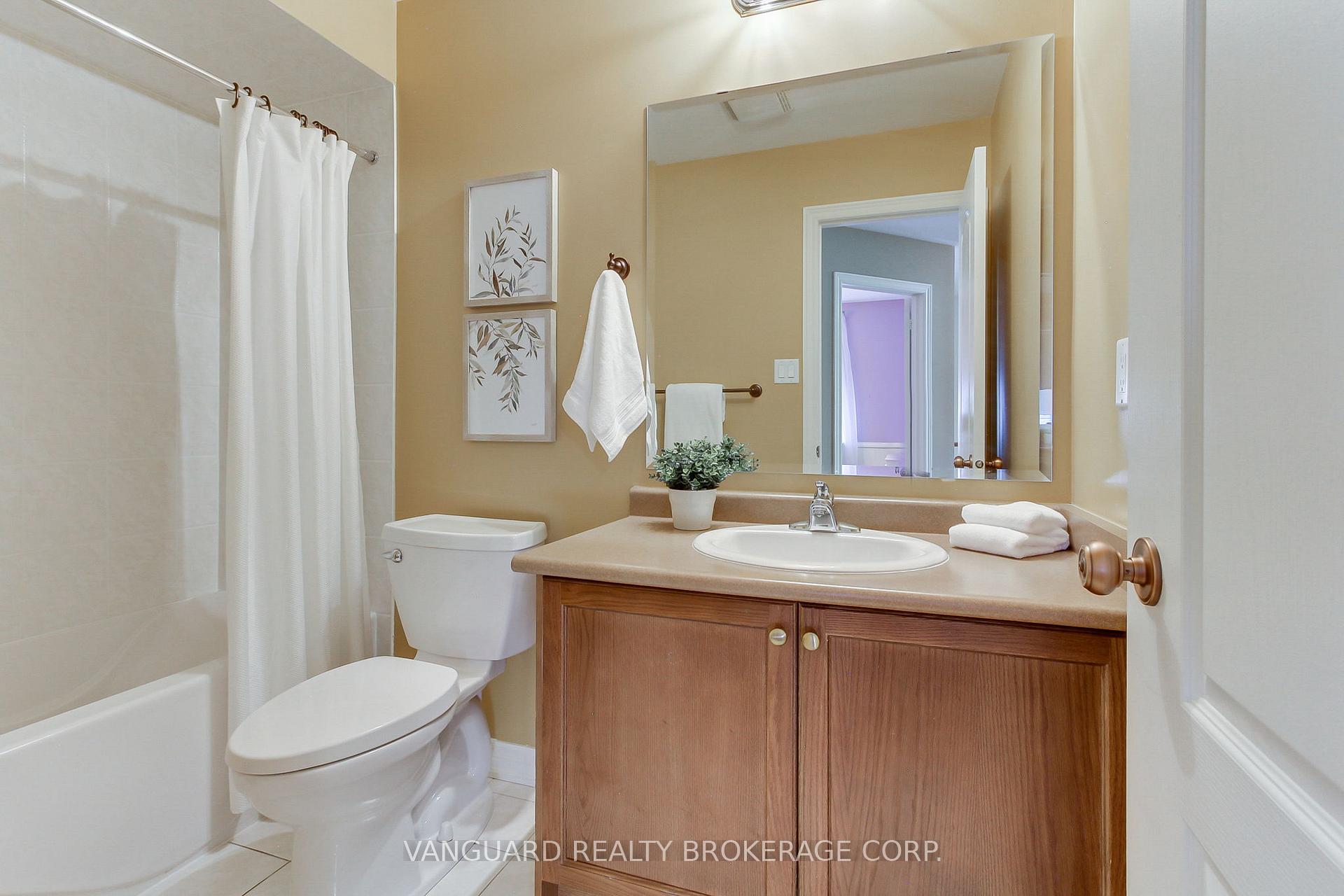 Photo 24 of 15 Treasure Hill Road, Vaughan, Maple — HOMEH