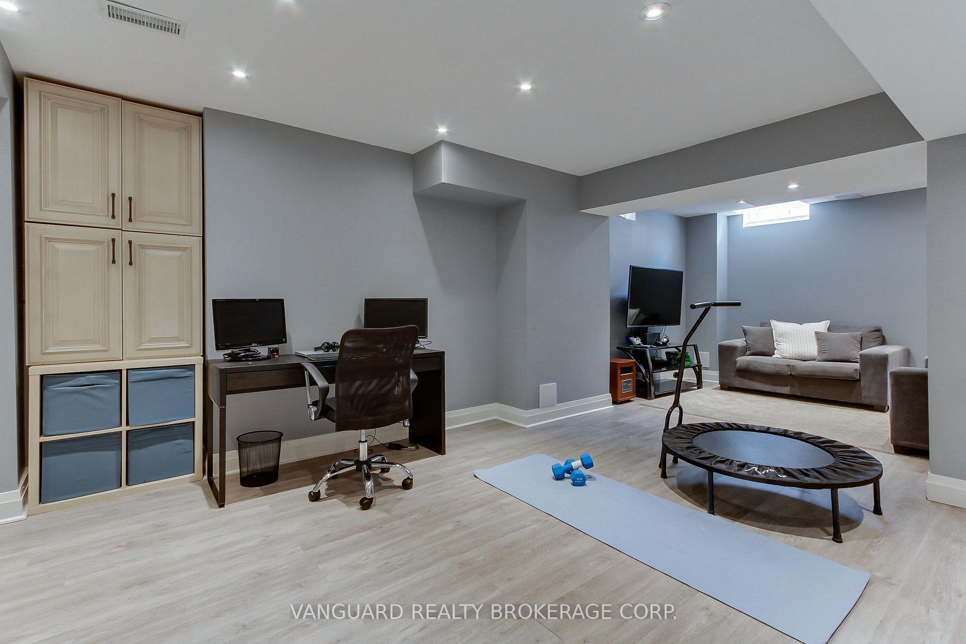 Photo 27 of 15 Treasure Hill Road, Vaughan, Maple — HOMEH