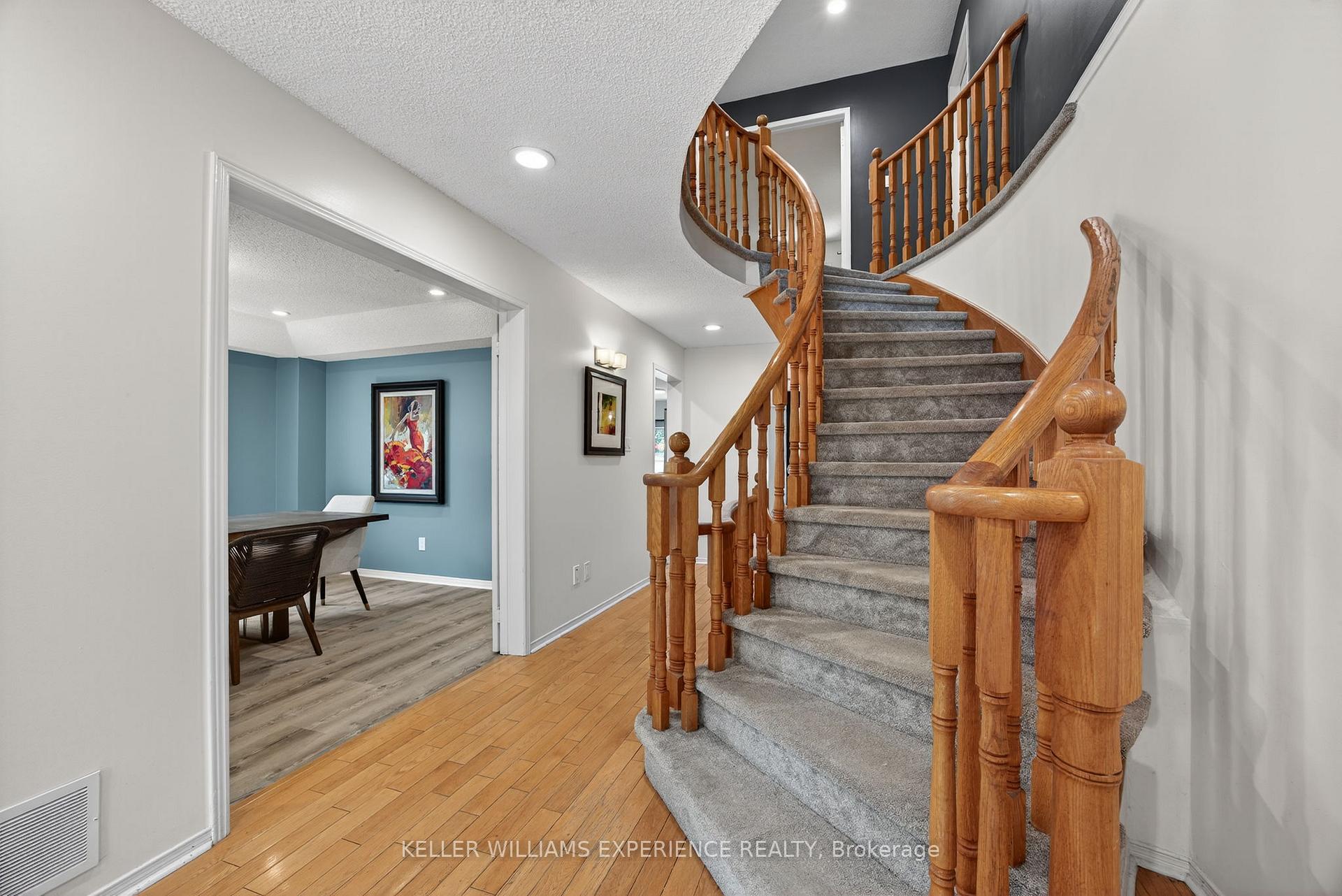 Photo 19 of 20 Peck Street, Barrie, Painswick North — HOMEH