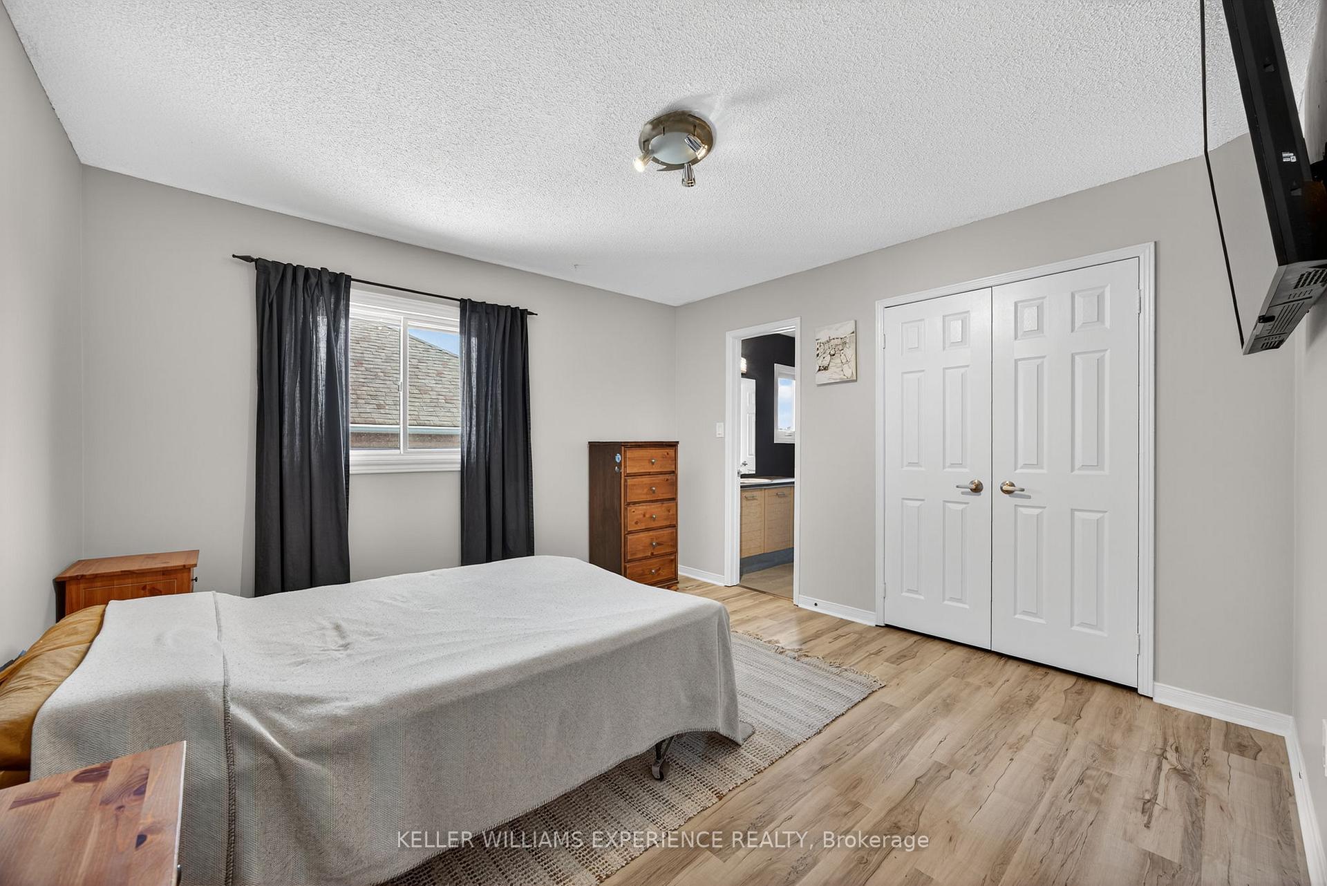 Photo 29 of 20 Peck Street, Barrie, Painswick North — HOMEH