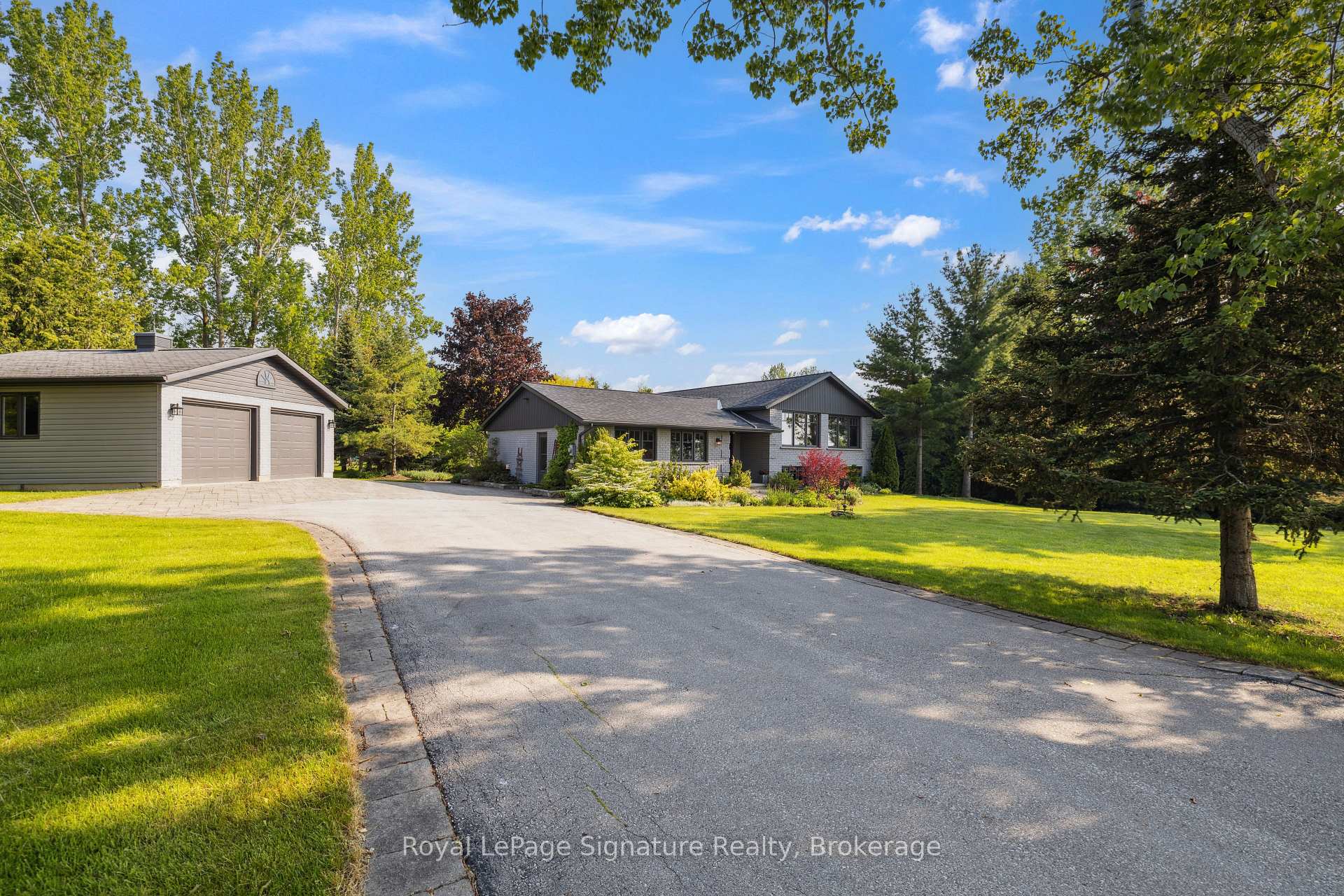 Photo 1 of 728414 21ST Side Road, Blue Mountains — HOMEH