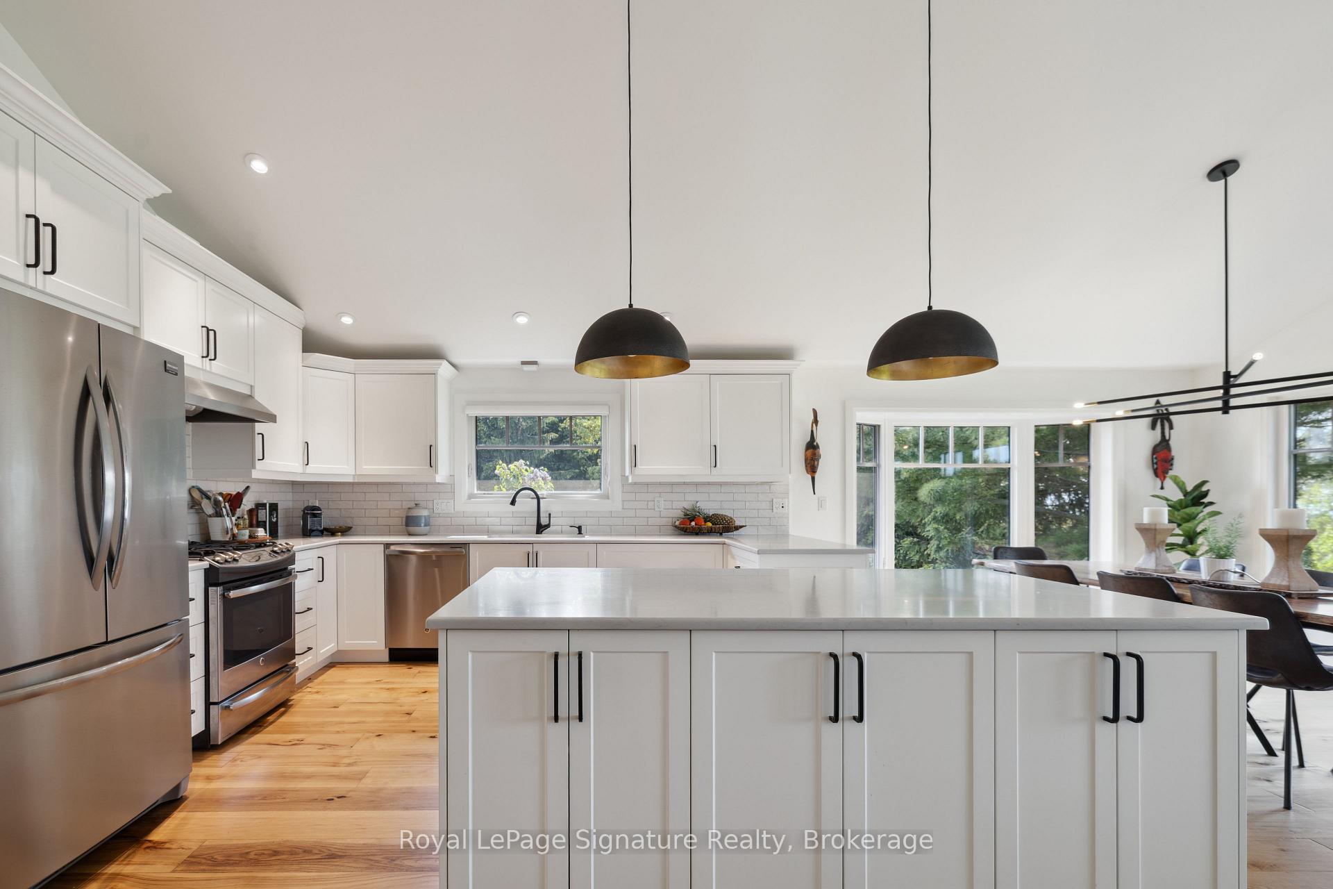 Photo 12 of 728414 21ST Side Road, Blue Mountains — HOMEH