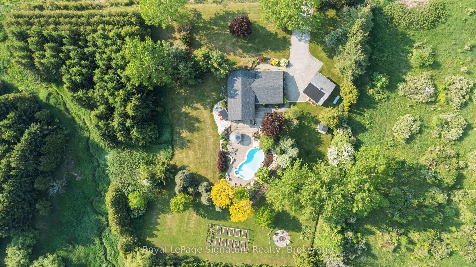 Photo 43 of 728414 21ST Side Road, Blue Mountains — HOMEH