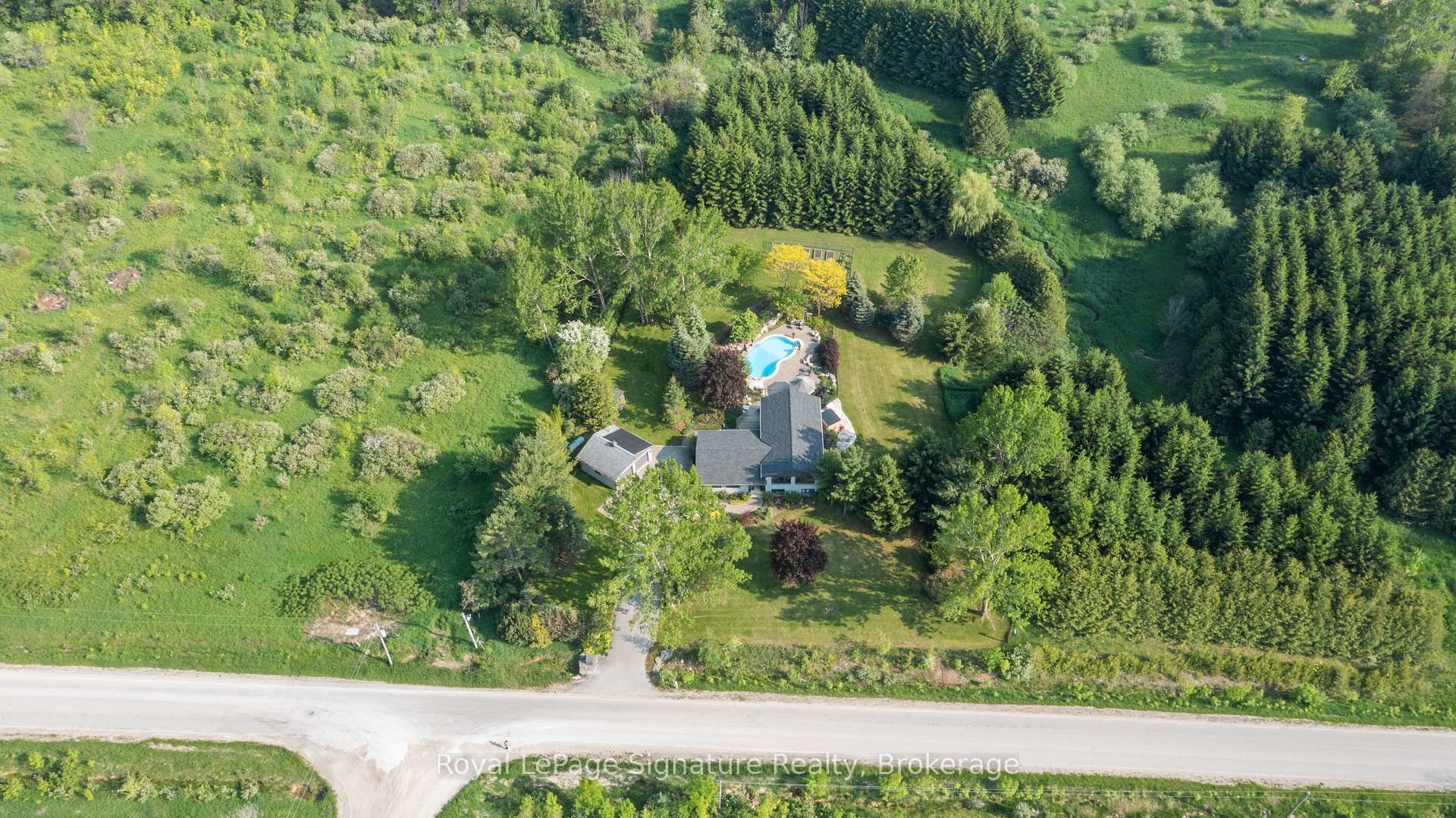 Photo 44 of 728414 21ST Side Road, Blue Mountains — HOMEH