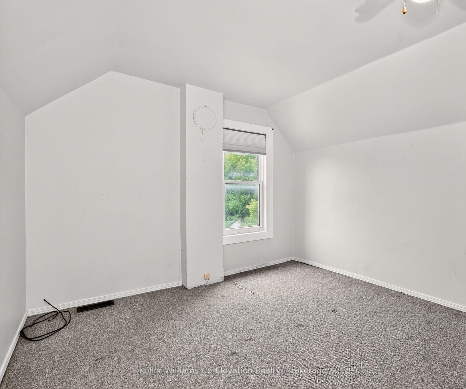 Photo 3 of 55 Fifth Street, Midland — HOMEH