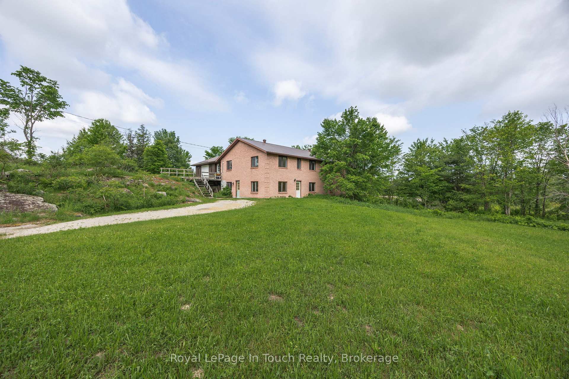 Photo 20 of 1076 Kitchen Side Road, Severn, Rural Severn — HOMEH