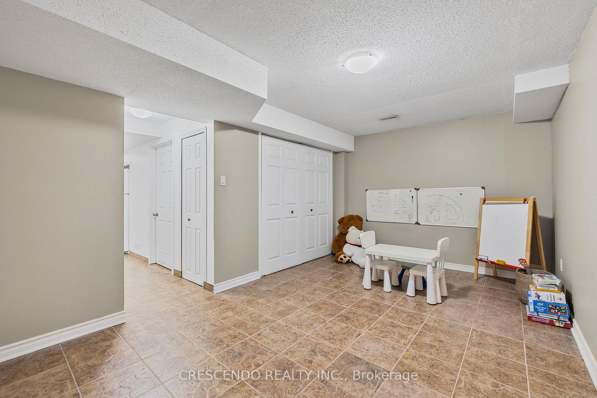 Photo 26 of 42 Napoleon Crescent, Brampton, Bram East — HOMEH