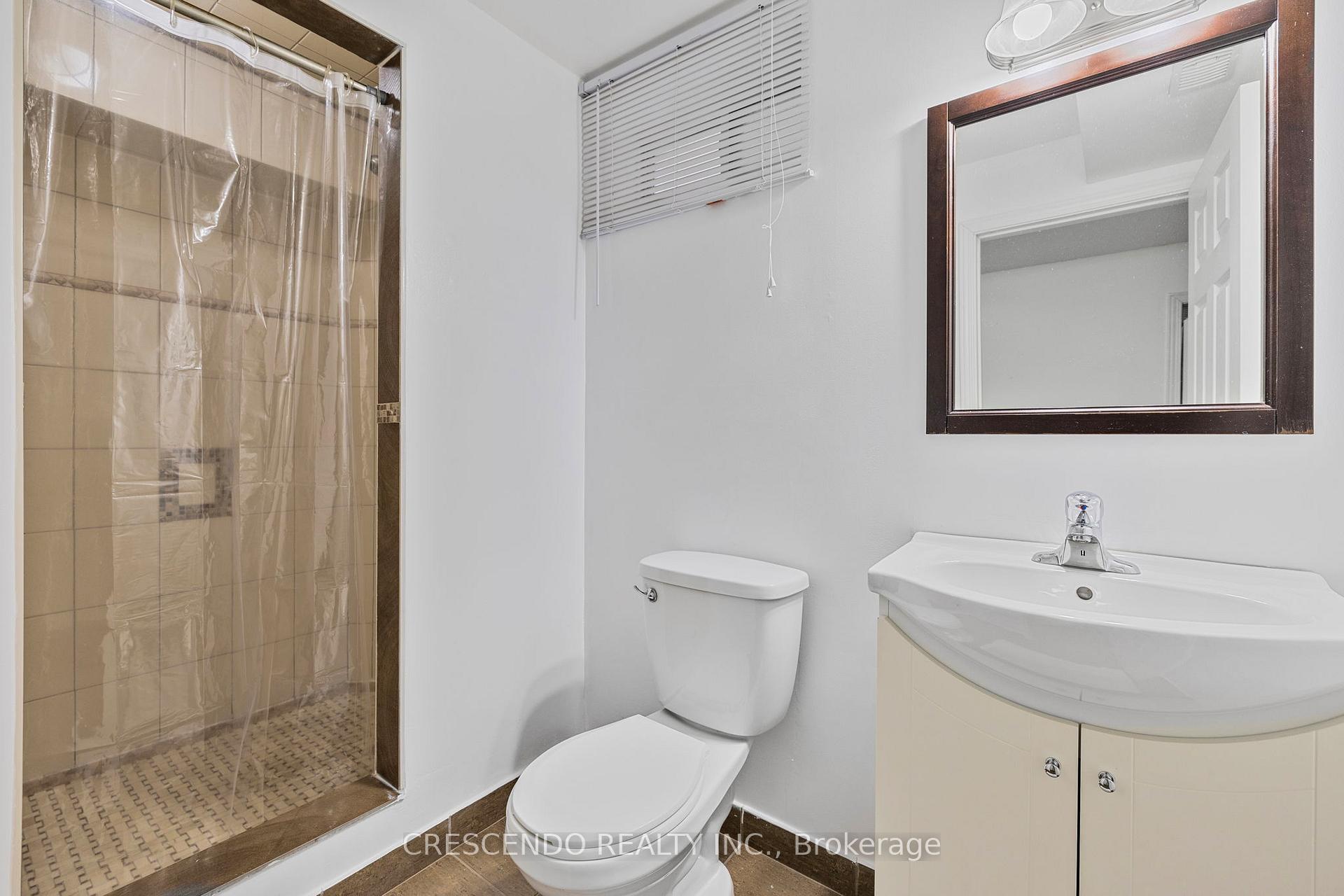 Photo 30 of 42 Napoleon Crescent, Brampton, Bram East — HOMEH