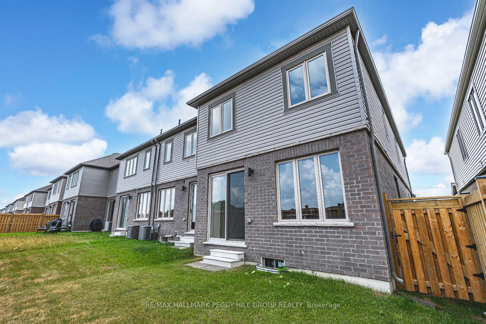 Photo 8 of 13 Sagewood Avenue, Barrie, Rural Barrie Southeast — HOMEH