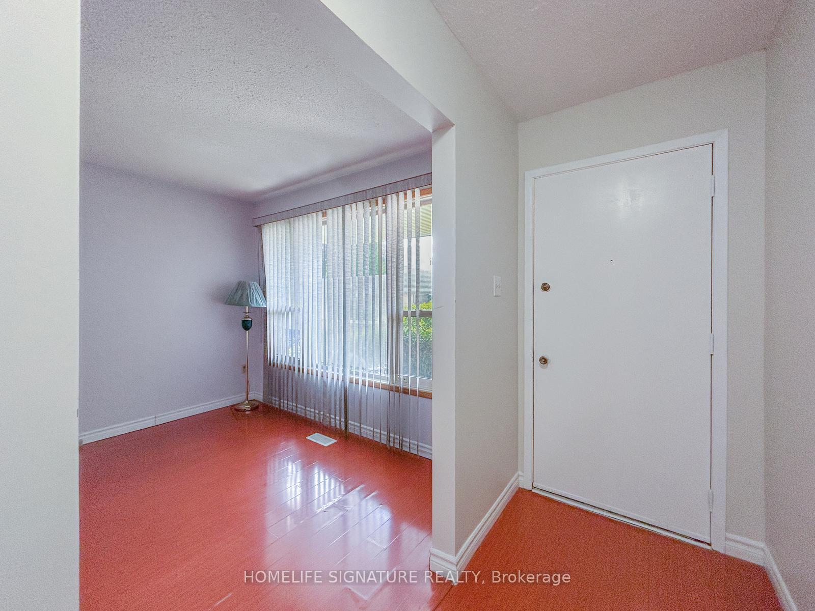 Photo 15 of 659 Upper Horning Road, Hamilton, Gurnett — HOMEH