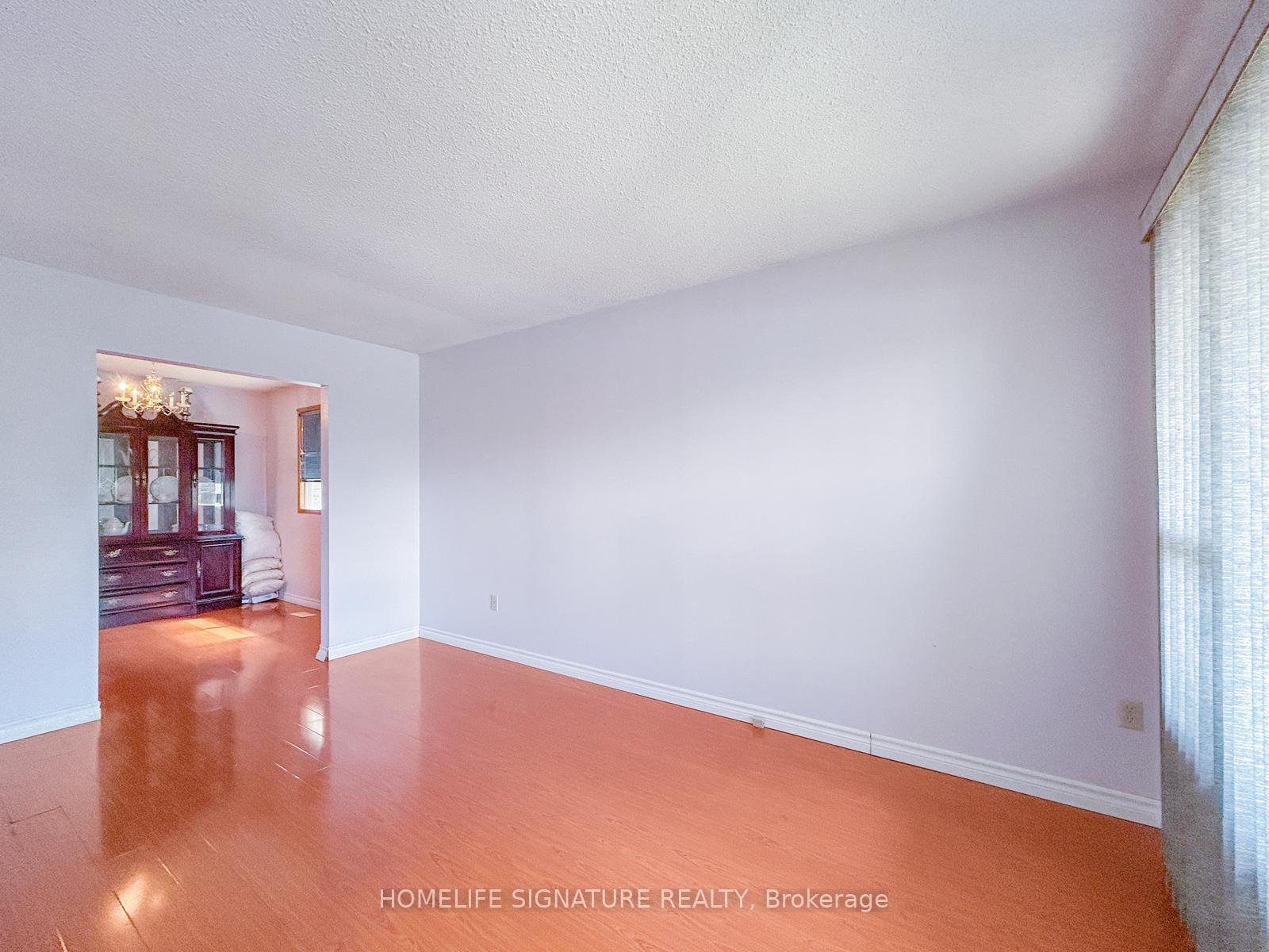 Photo 6 of 659 Upper Horning Road, Hamilton, Gurnett — HOMEH