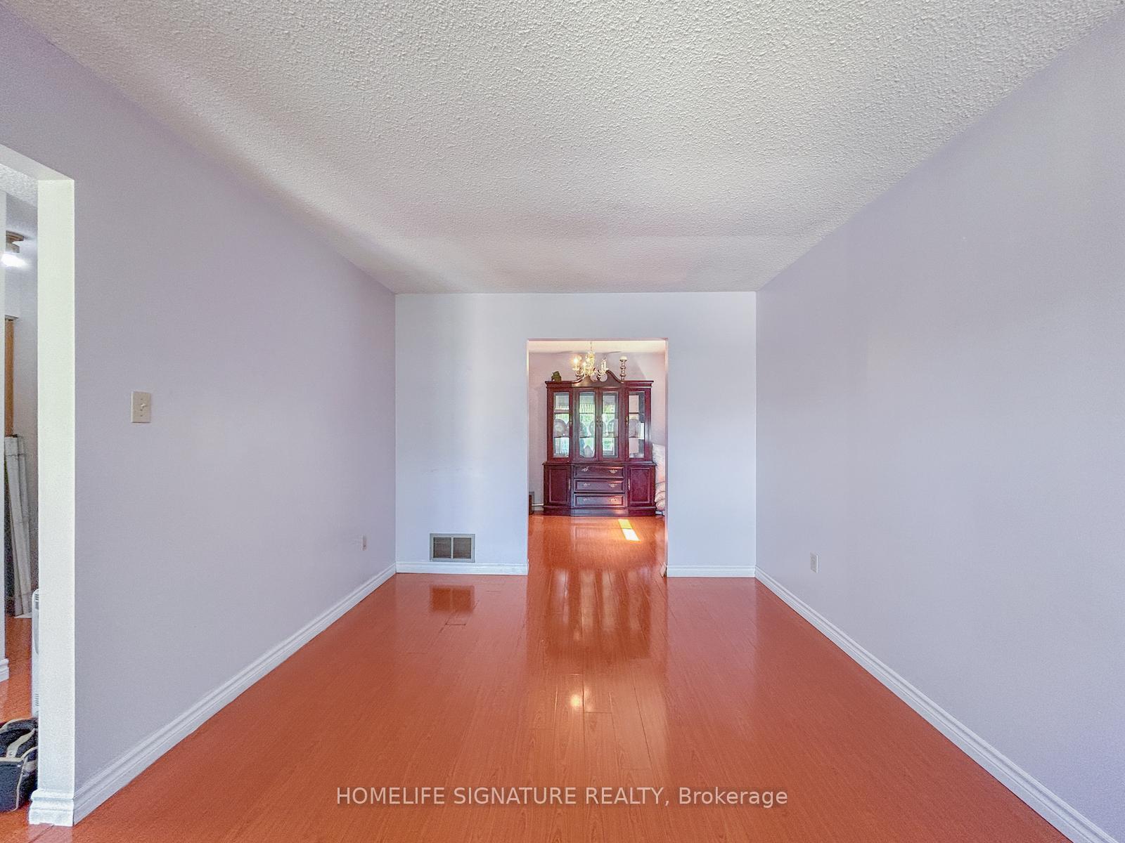 Photo 5 of 659 Upper Horning Road, Hamilton, Gurnett — HOMEH