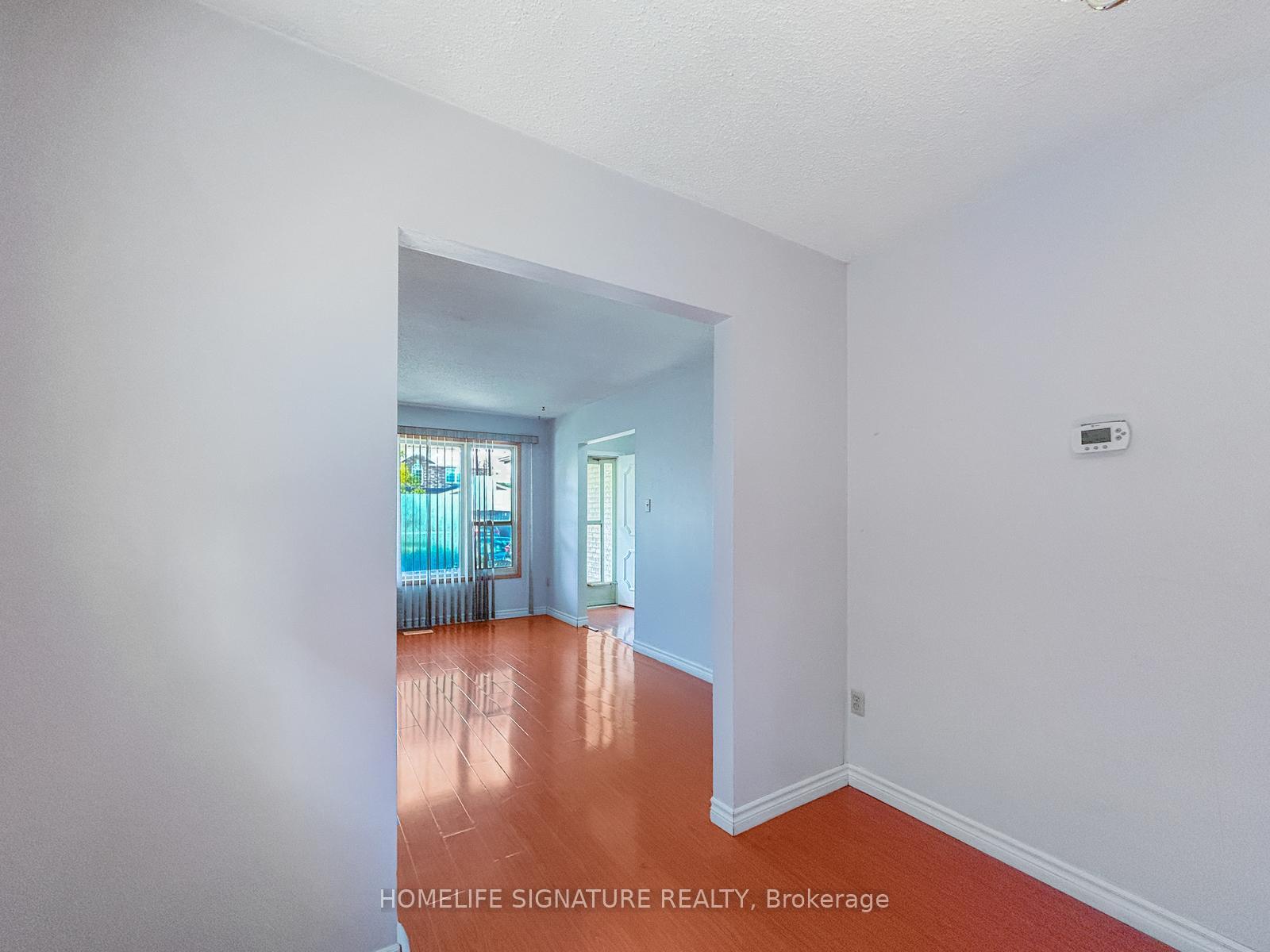 Photo 12 of 659 Upper Horning Road, Hamilton, Gurnett — HOMEH