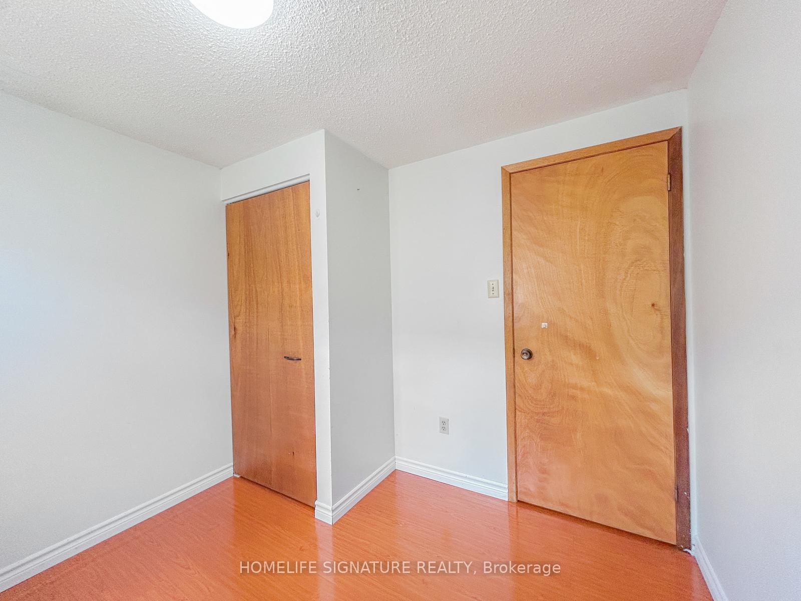 Photo 13 of 659 Upper Horning Road, Hamilton, Gurnett — HOMEH